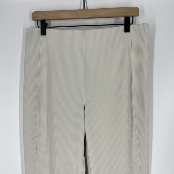 Lululemon Pants Size 12 Bone High Rise Softstreme Ribbed Zip Leg Flare Crop - Picture 2 of 7